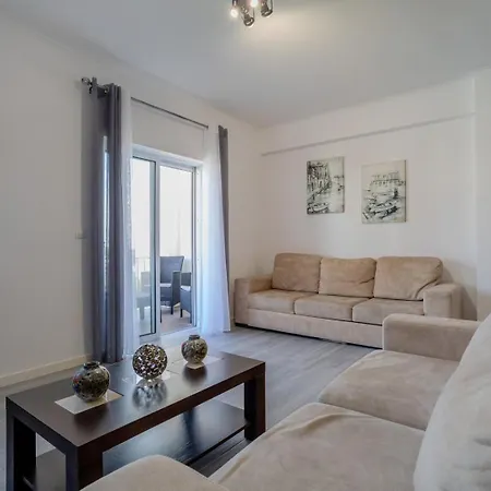 Guestready - Cosy With Pool Ponta Delgada