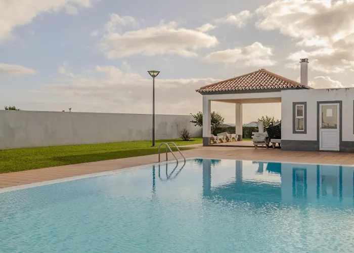 Guestready - Cosy With Pool Ponta Delgada