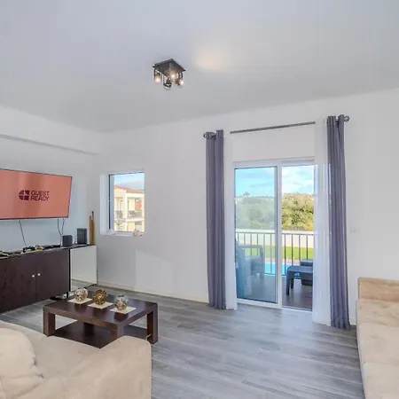 Guestready - Cosy With Pool Апартаменты Понта-Делгада