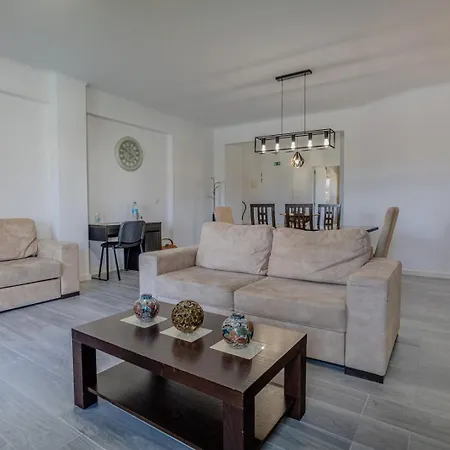 Guestready - Cosy With Pool Апартаменты *