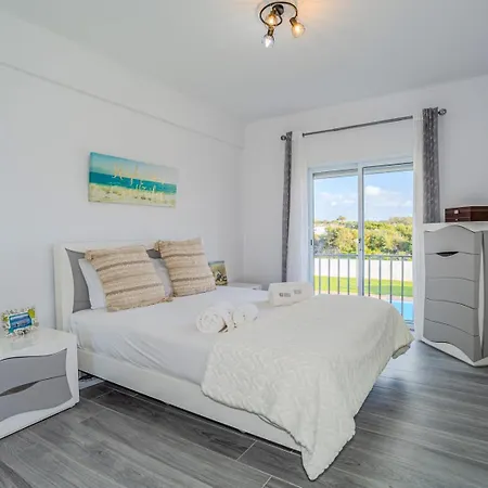 Guestready - Cosy With Pool * Понта-Делгада