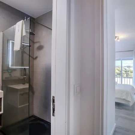 Guestready - Cosy With Pool Понта-Делгада